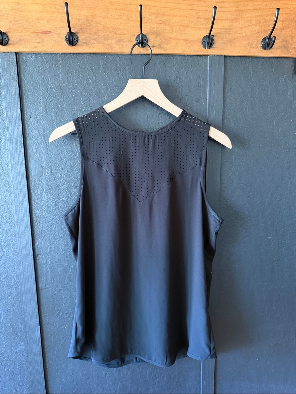 Banana Republic Sleeveless Blouse
